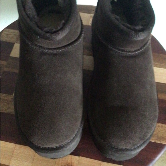 Bearpaw Shortie Chocolate Brown Cow Suede Wool Blend Ankle Gorpcore Boots 7 - Picture 8 of 12
